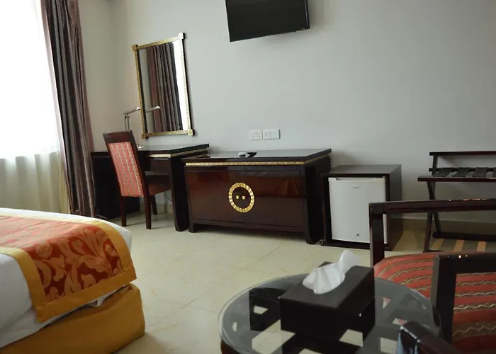Deluxe King Room